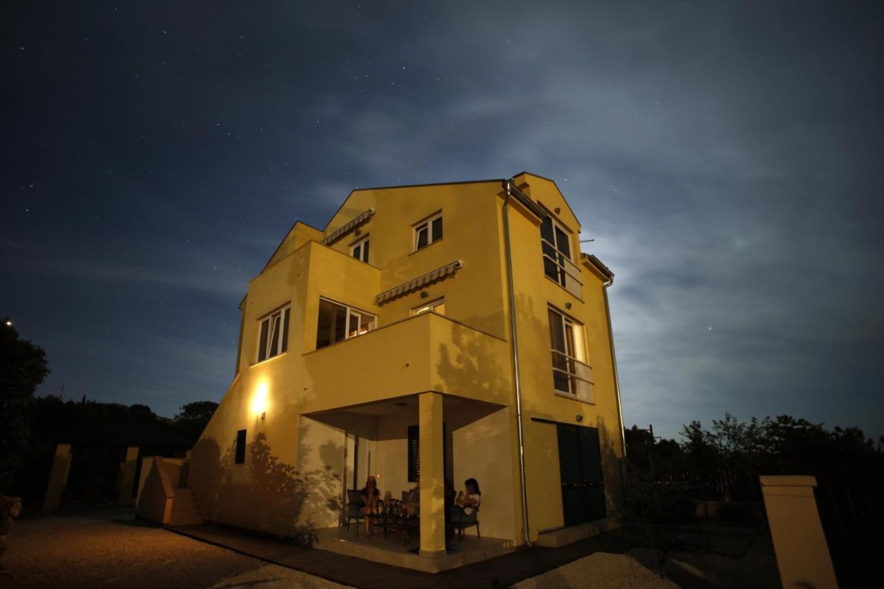 Apartman Kovacic Drage Apartamento Exterior foto